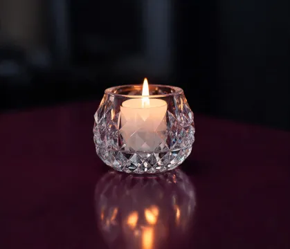 Crystal candle holder